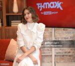 net worth of mandy moore